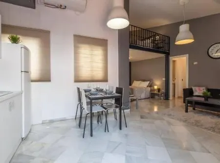 Gavidia Center Premium Suites, Free Parking Sevilla Exterior photo