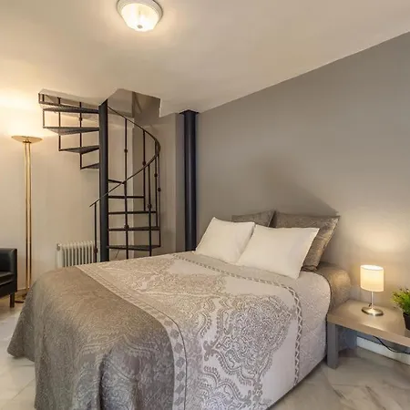 Gavidia Center Premium Suites, Free Parking Sevilla Exterior photo